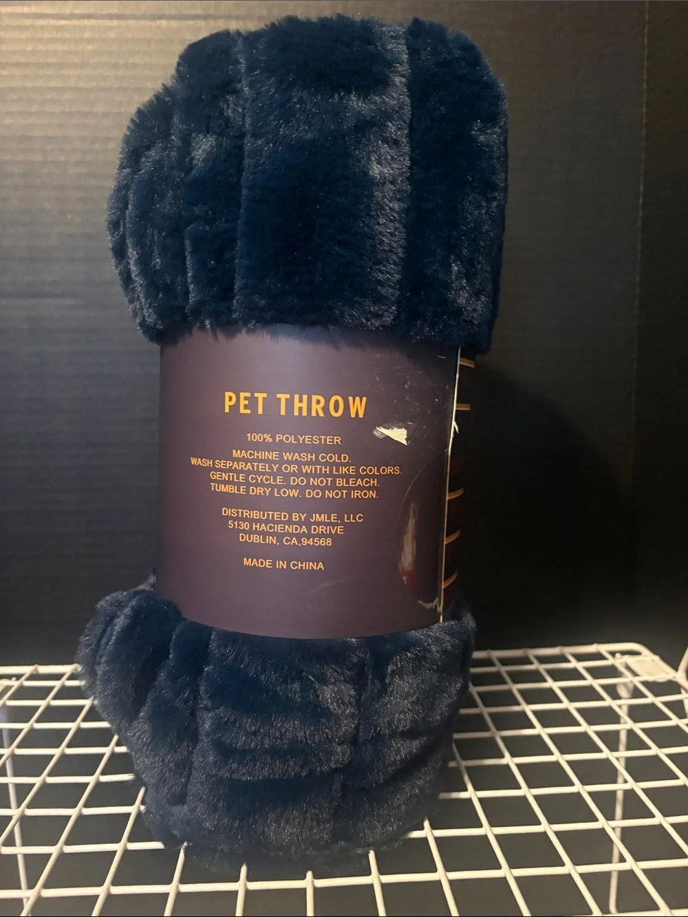 Navy Pet Throw - Plush Comfort for Dogs